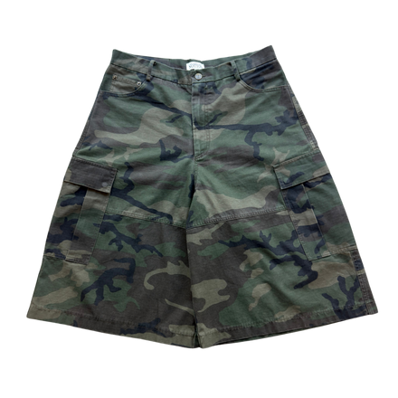 CAMO CARGO SHORTS